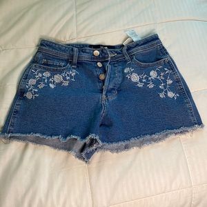 Size 1/25 flower print Hollister shorts